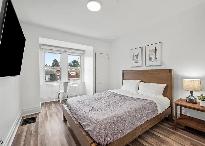 Homestay Oakland/university @h Bright And Stylish Private Bedroom With Shared Bathroom Pittsburgh